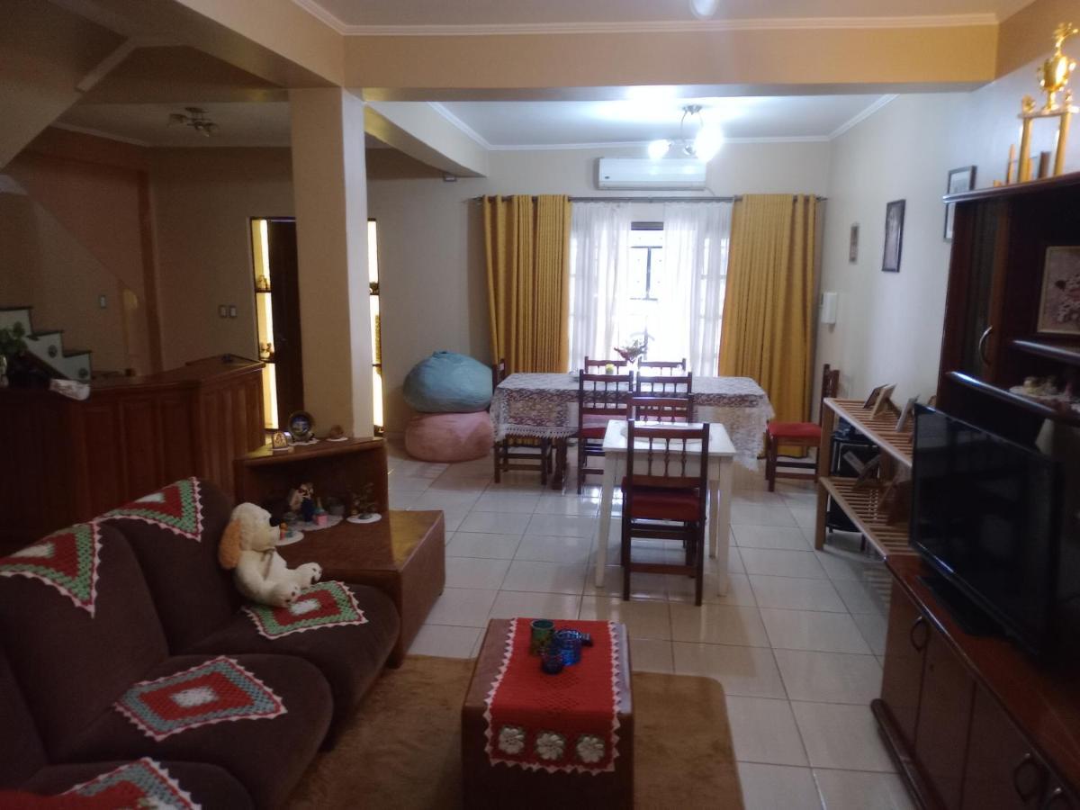 Los Olivos Bed & Breakfast Puerto Iguazú Eksteriør bilde